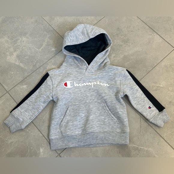 NWOT Champion Boy's Hoodie - Picture 4 of 8